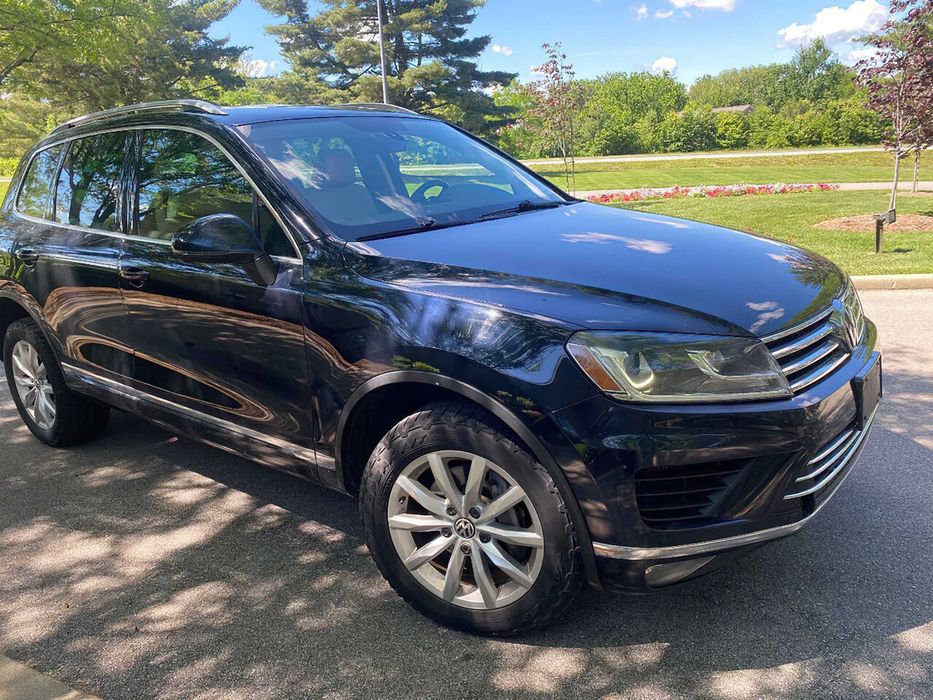 Volkswagen Touareg TDI Lux      2015