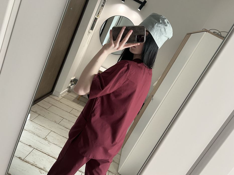 Медичний костюм хірургічний бордовий