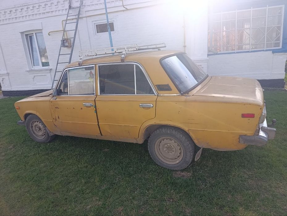 Продам ВАЗ 2103.