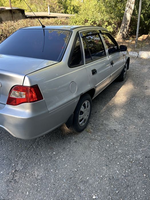 Продам автомобіль Daewoo Nexia