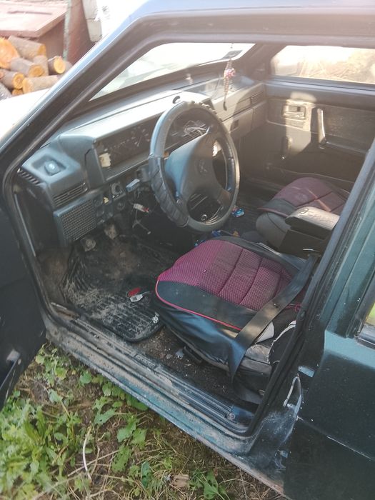 продам 21099 2004 року