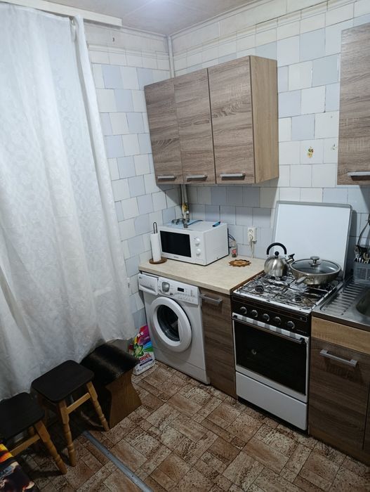 Квартира  подобово (2 кімнати)в центрі містаі