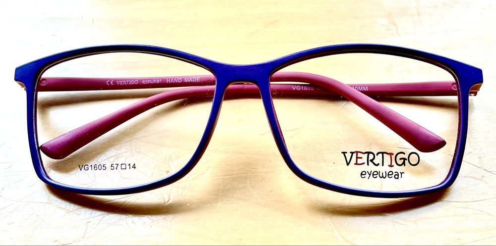 Eleganckie oprawki  VERTIGO Eyewear – wybierz swój idealny model!