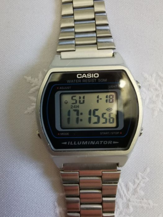 Zegarek CASIO B640W