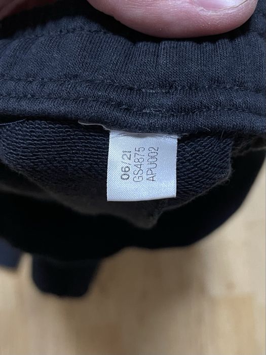 Adidas штаны XL размер спортивные черные с принтом