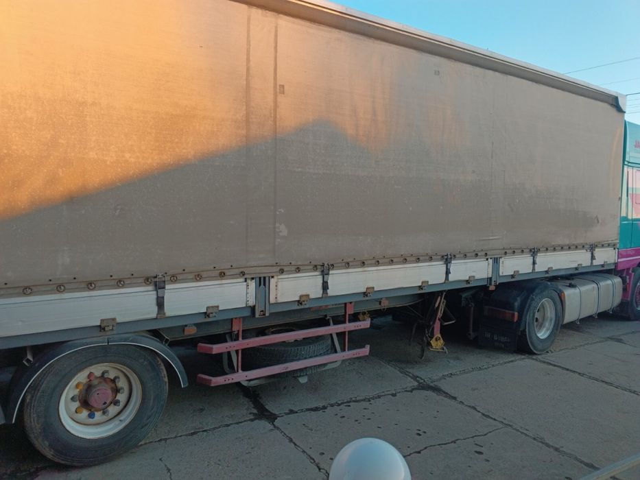 Trailor TF 2001 року