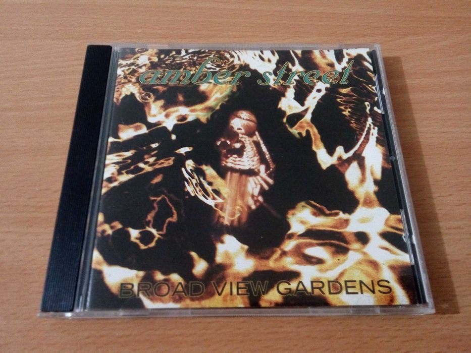 AMBER STREET - Broadview Gardens