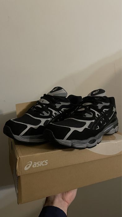 Asics Gel NYC Pretos | Tamanho 42