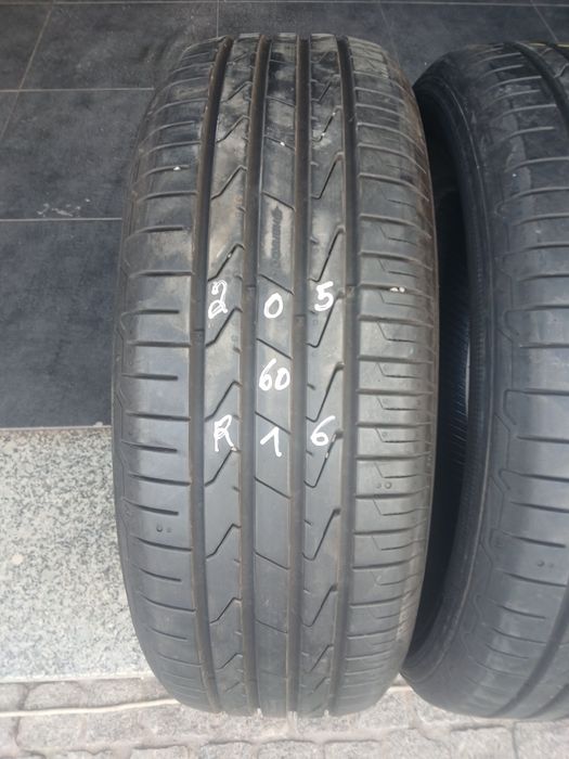 2 pneus 205 60 r16 Hankook