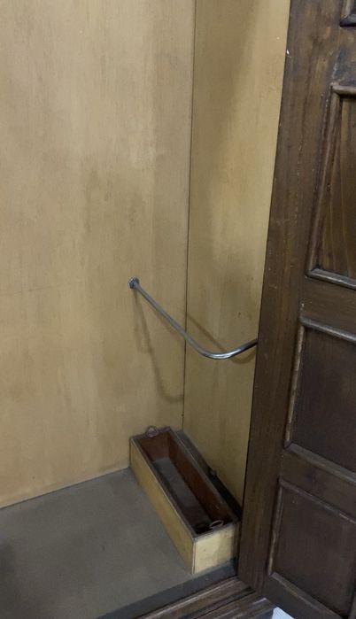 Armário de entrada.