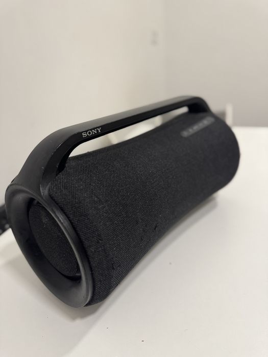 Caixa de som da “SONY”(coluna)