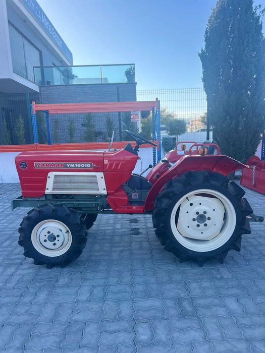 YANMAR YM1601D IMACULADO
