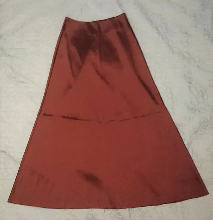 Elegancka długa spódnica, bordowa, rozmiar 38