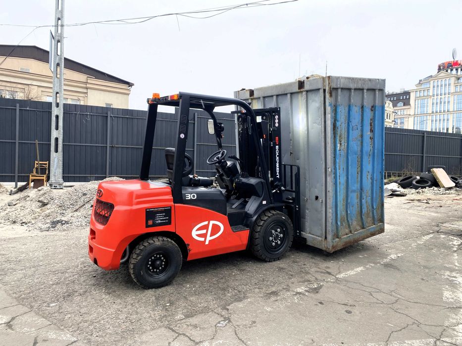 Продаж вилкових навантажувачів Київ нові та вживані гарантія доставка