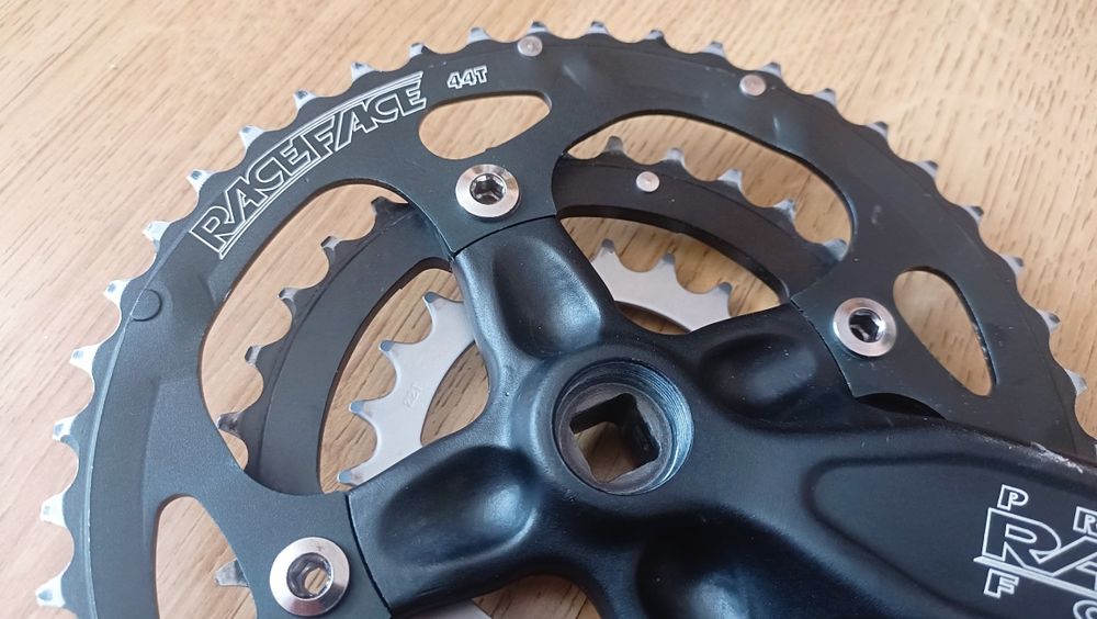 Korby Race Face Prodigy z suportem VP