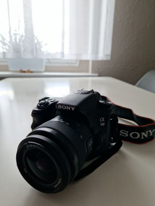 Sony Alfa SLT-58