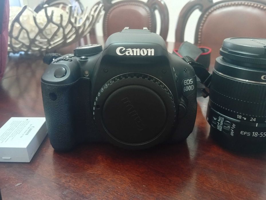 Câmera fotográfica Canon 600D
