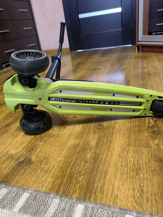 Дитячий самокат Best scooter