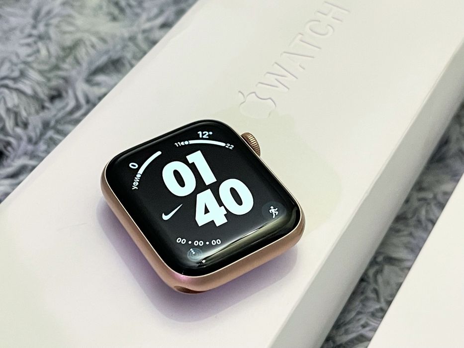Apple Watch 5 (44 mm) идеал, комплект! А2093