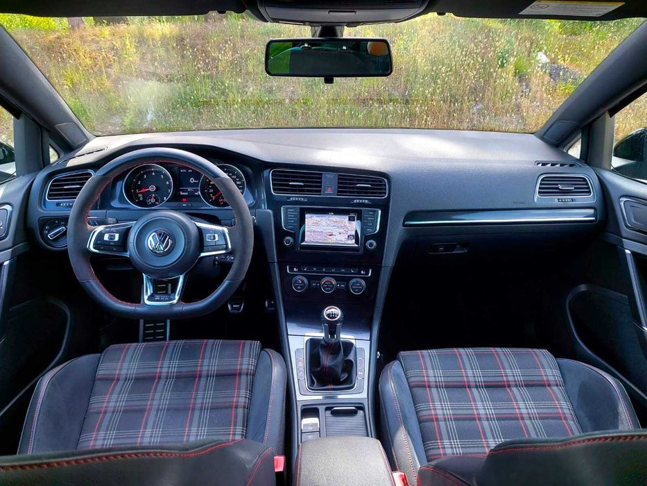 VW Golf 7 GTI Performance 2.0Tfsi 230Cv impecável 190€ mês