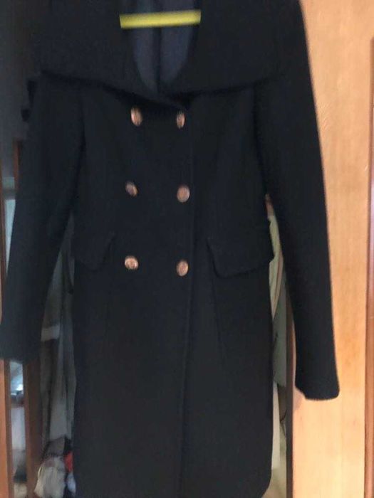 Шикарное классическое шерстяное  пальто ZARA  S р.