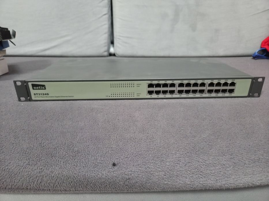 Switch / przełącznik Netis ST3124G 24x 10/100/1000Mbps 24-portowy rack