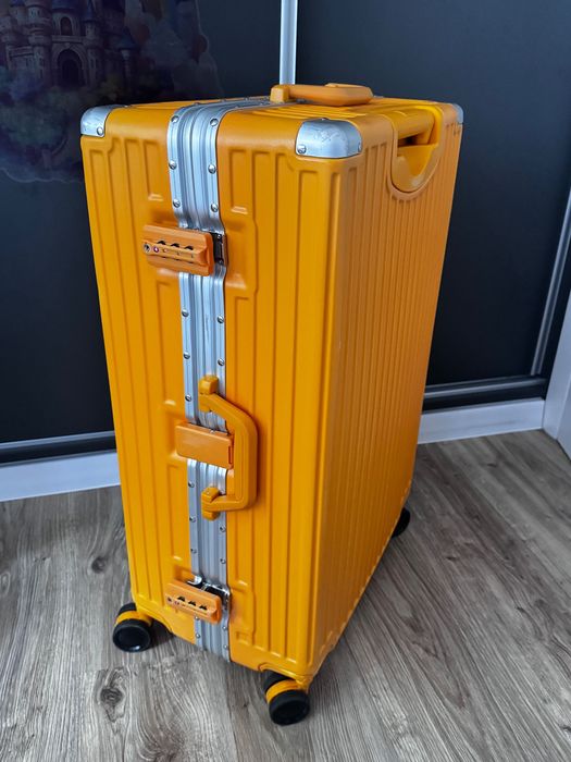 ANYZIP Lekka twarda walizka PC+ABS XL 28” 49x29x74 H cm 90 L TSA x2 alu