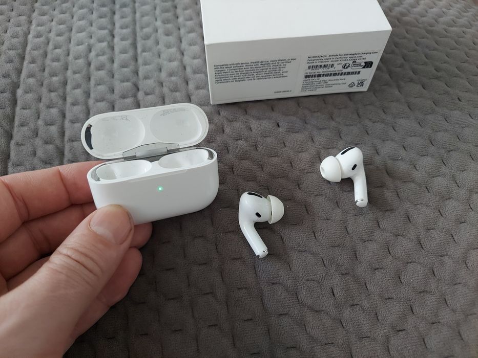 Airpods pro 1. Навушники