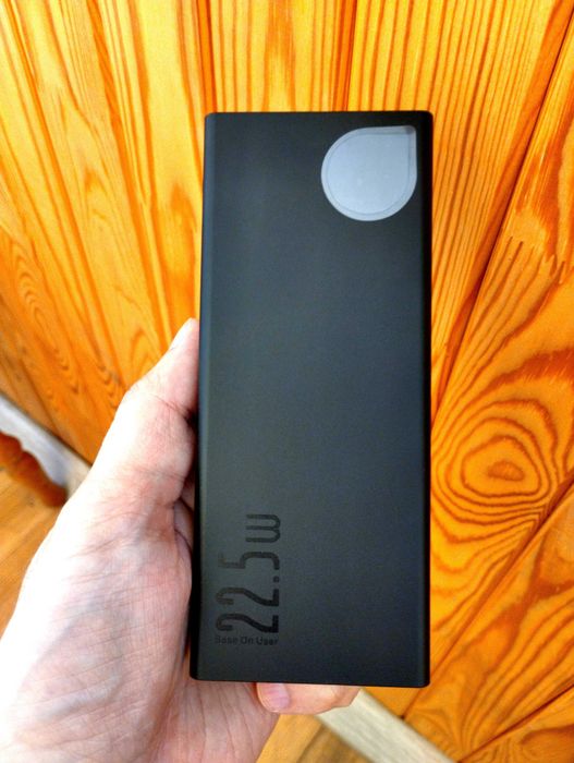 Новий павербанк Baseus швидка зарядка