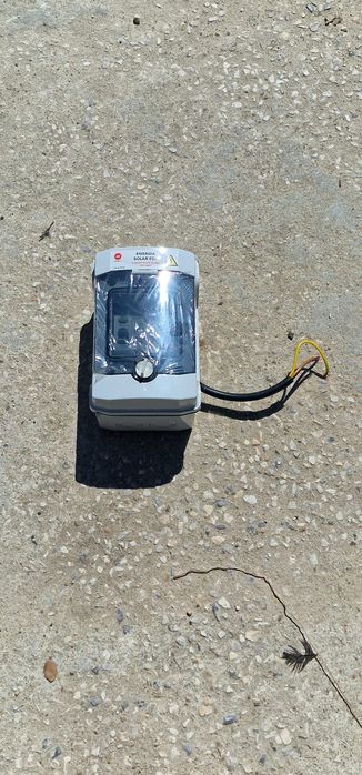 4 painéis solares 1480w