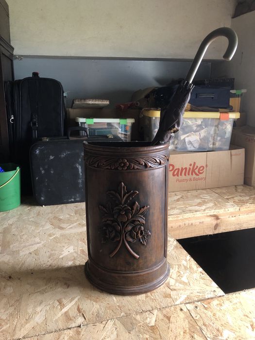 Chapeleiro/Bengaleiro ornamentado