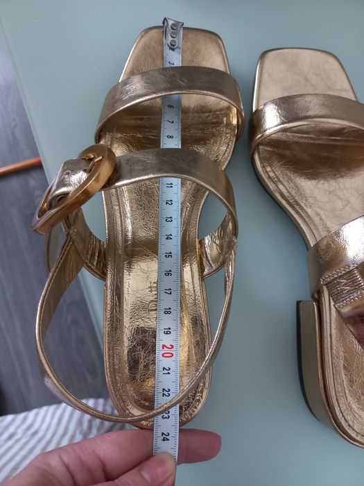 Босоніжки massimo dutti 37