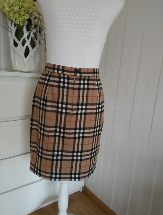 Saia fazenda inglesa padrão Burberry