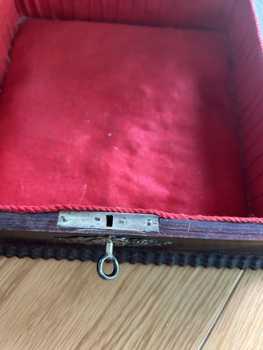 Guarda-joias Pau Santo/Prata