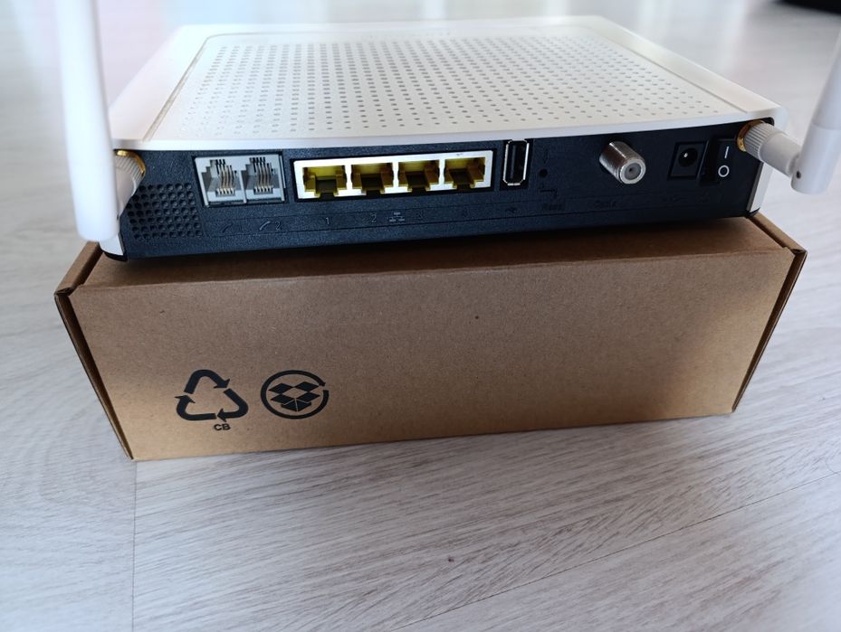 Router Thomson twg 870 ug