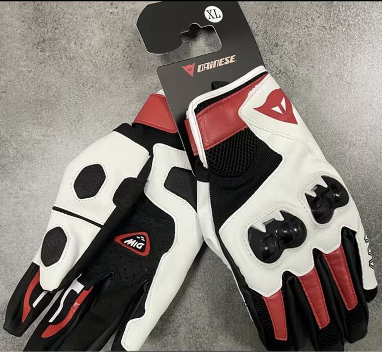 Luvas de mota dainese