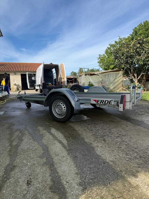 Reboque em ótimo estado