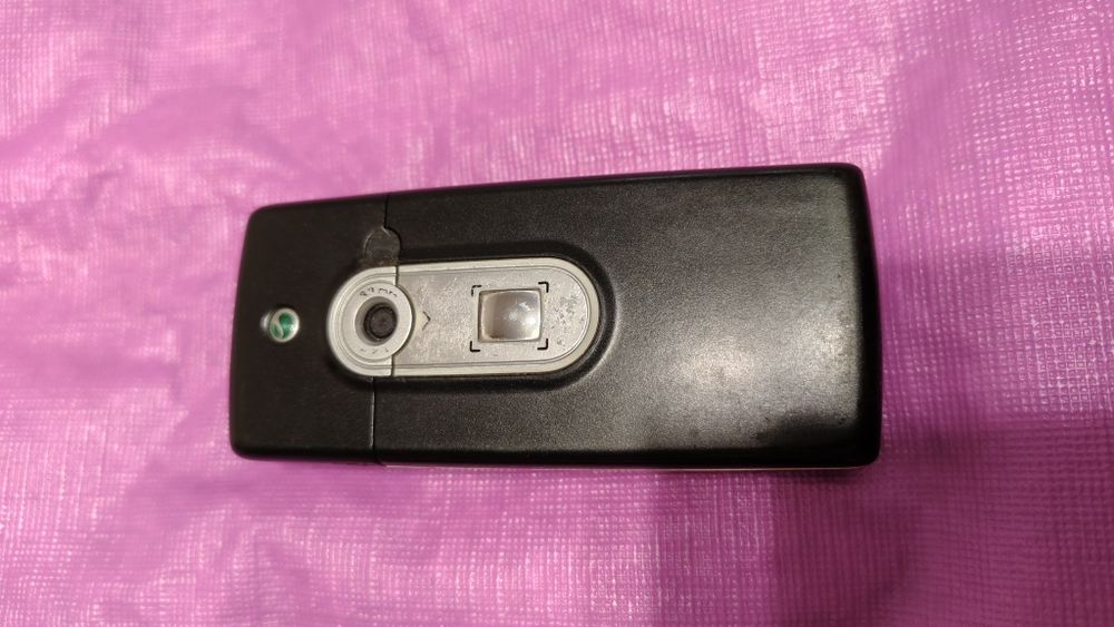 Телефон LG. KG800. Samsung D-900i