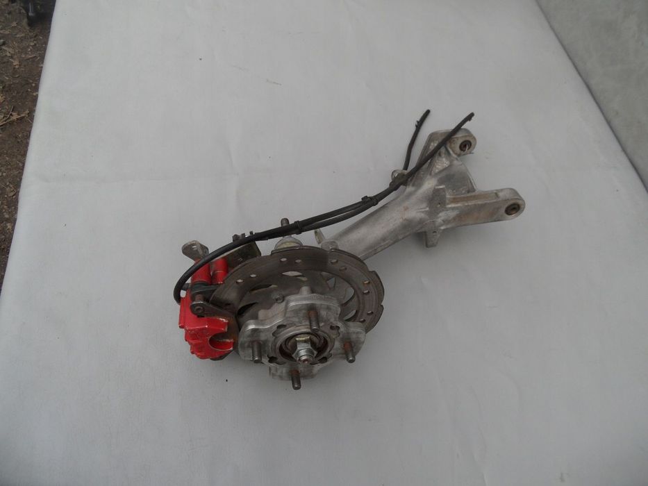 WAHACZ PRAWY TYŁ PIASTA ZWROTNICA TYLNA MICROCAR 2017 ABS