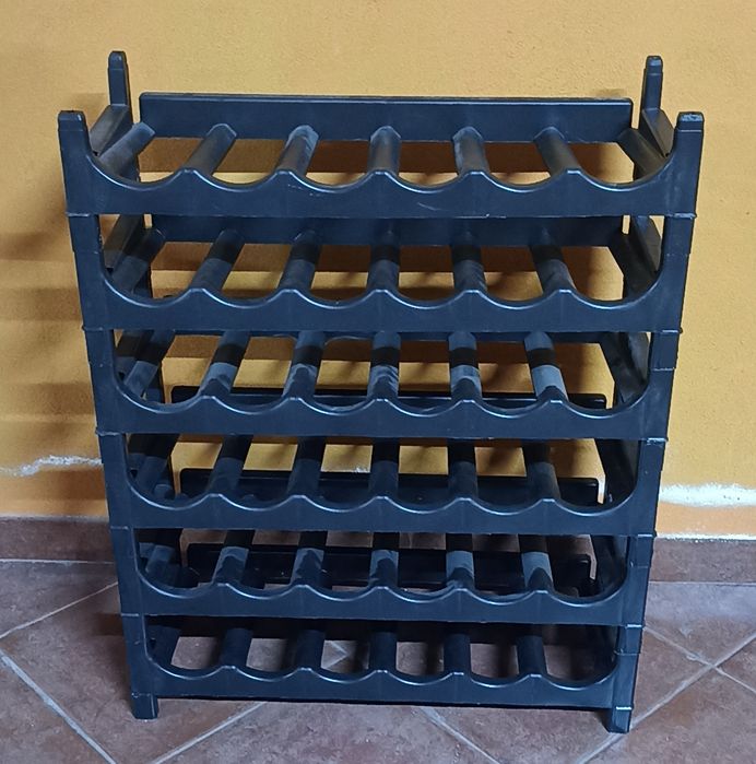 Garrafeira para 36 Garrafas