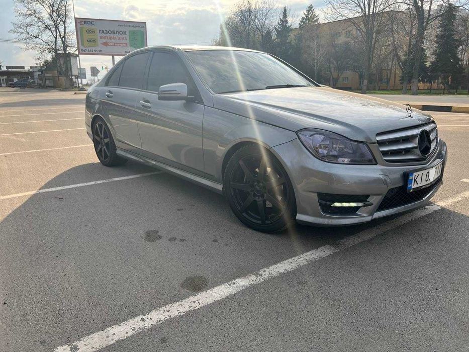 Mercedes-Benz C-Class 2013