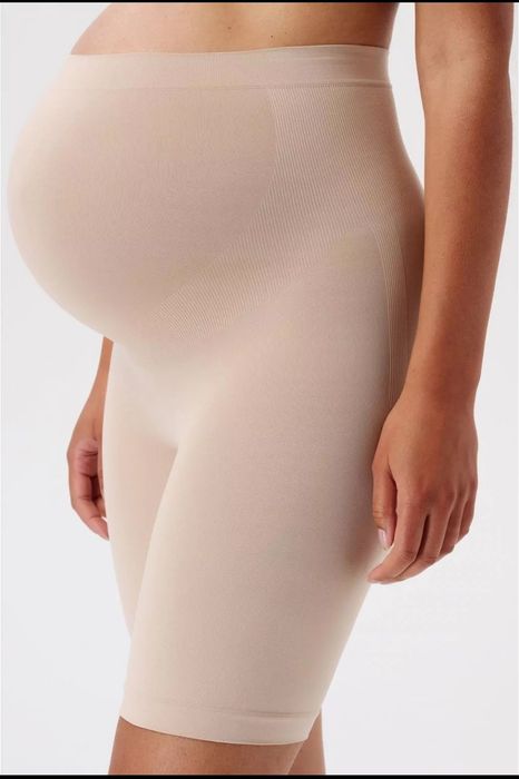 Еластичні безшовні шорти для вагітних