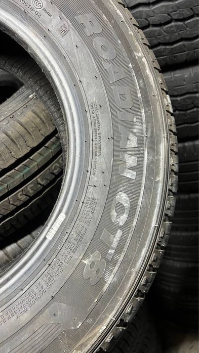 Комплект нової літньої гуми 215/70/15с