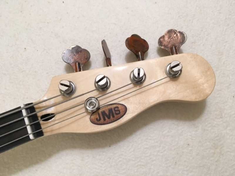 Baixo novo JMS PB Roadburner com garantia