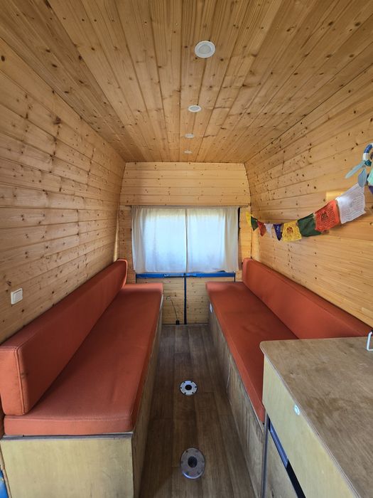 Caravana Clássica Peugeot J7