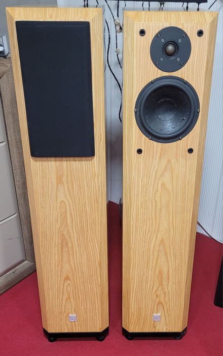 Zestaw kolumny AKKUS V2