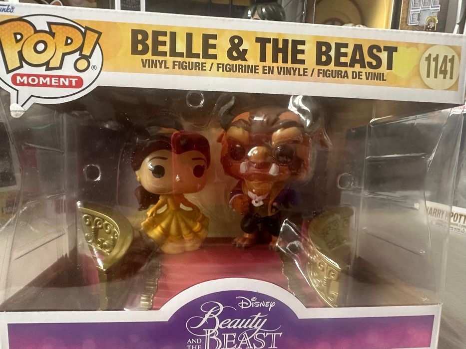 Funko POP Moment Disney Beauty & The Beast Belle and The Beast красуня та чудовисько 1141