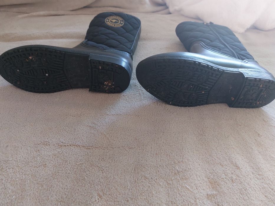 Botas pretas 37 senhora kangaroos