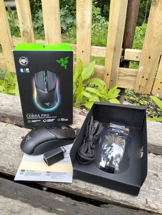 Продається бездротова ігрова миша Razer Cobra Pro (RZ01-04660100-R3G1)