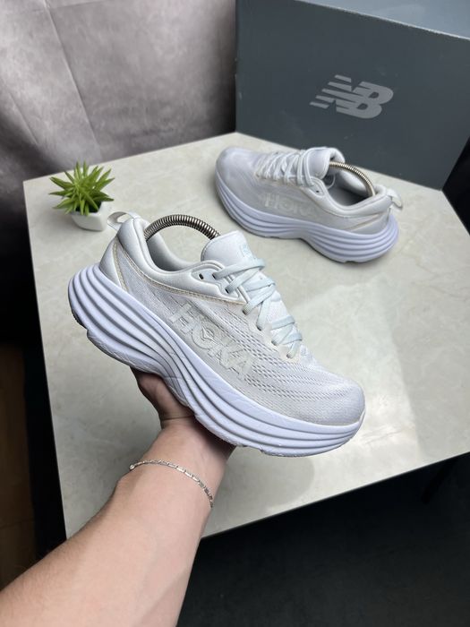 Кросівки Hoka Bondi 8 Розмір 40 Original Взуття